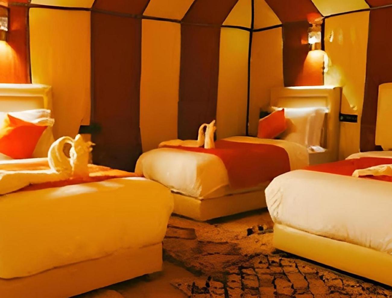 Hotel Sahara Traveling Camp Merzouga Exterior foto